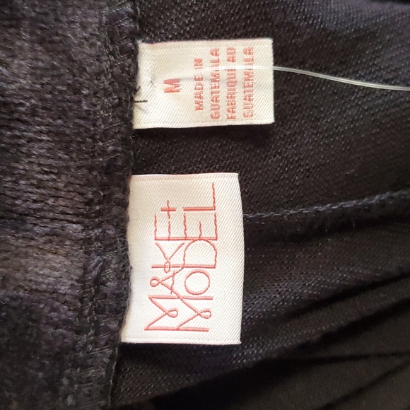 NWOT - Make + Model Pants - Black Size Medium - Picture 4 of 4